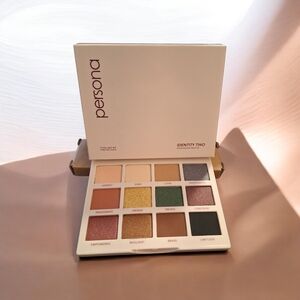 Persona Identity Two Shimmer, Matte Eyeshadow Collection
